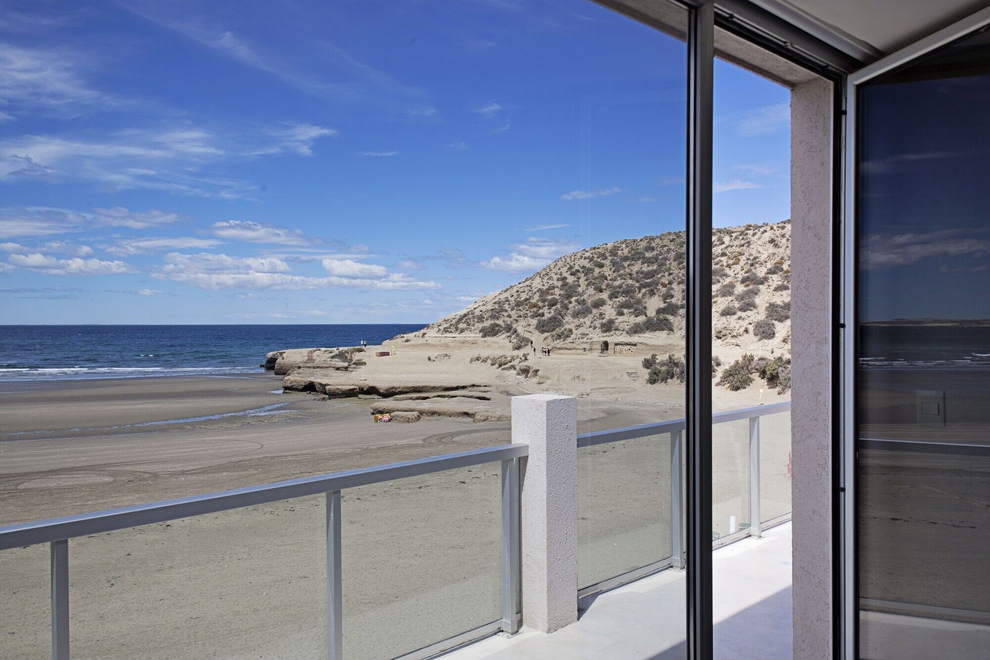 Oceano Patagonia By Nordic Aparthotel Puerto Piramides Exterior photo